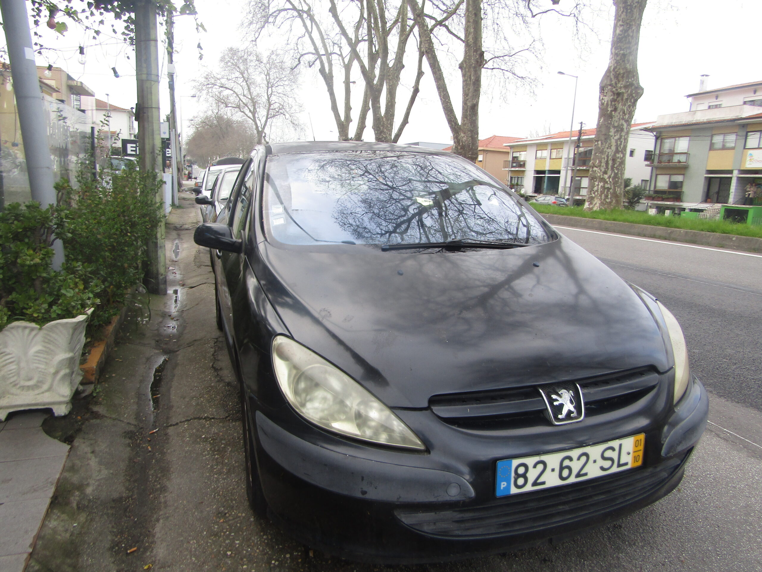 peugeot 307 1.4 gasolina 2001 1000€